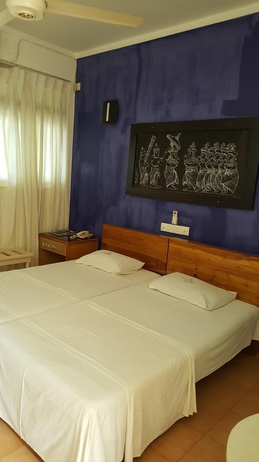 Robinson Hotel Kataragama Exteriör bild