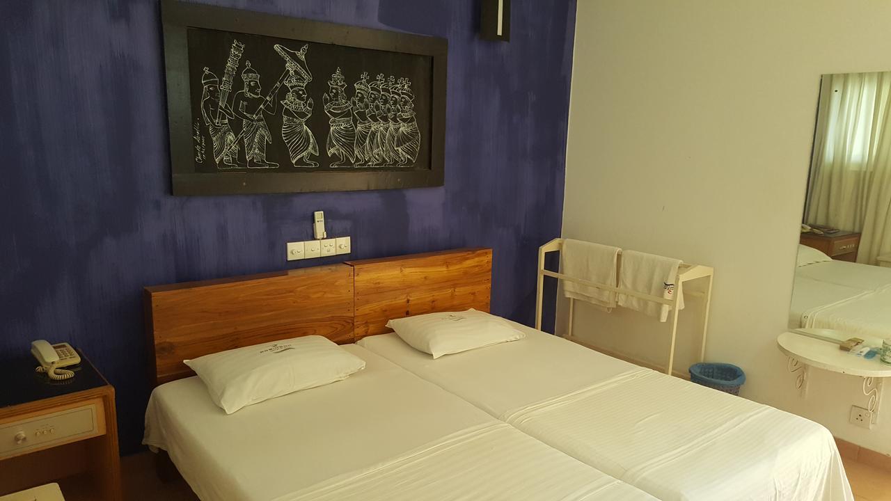 Robinson Hotel Kataragama Exteriör bild